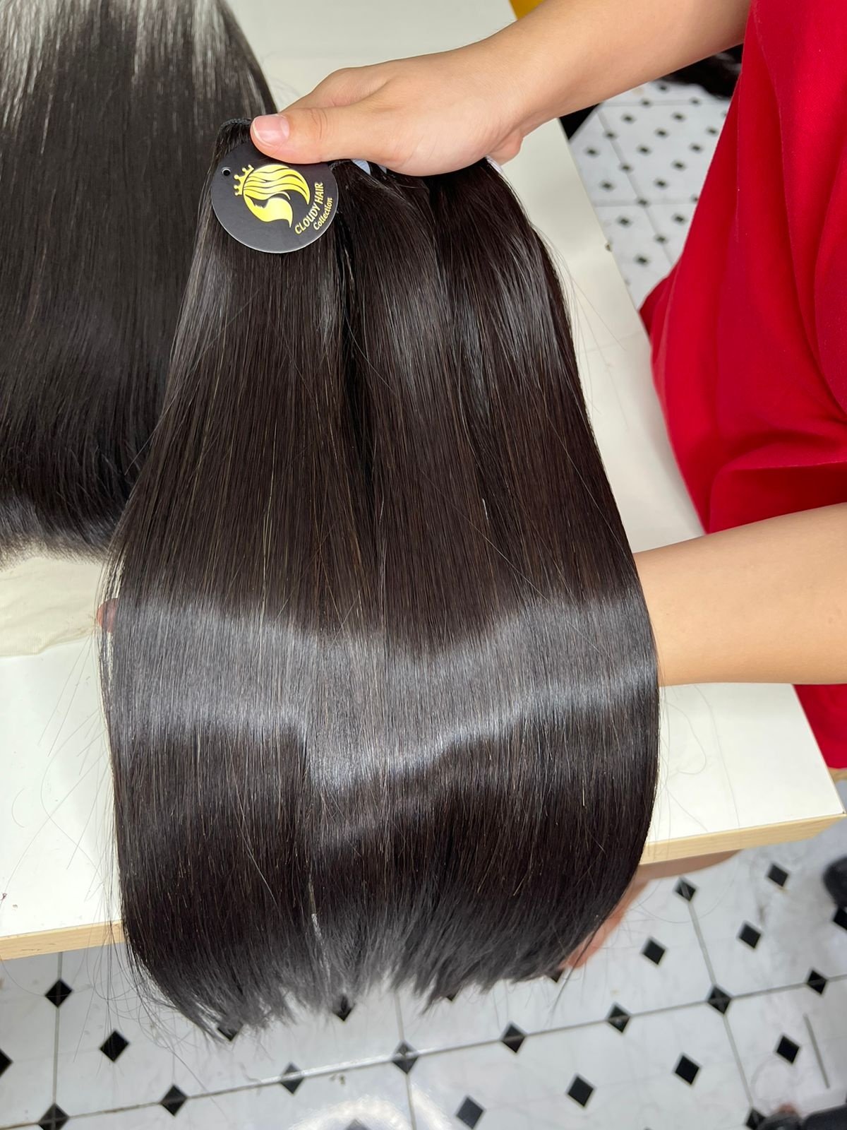 Wholesale 100% Vietnamese Virgin Hair Bone Straight Hair Extensions 3 Bundles With Lace Closure ( Frontal ) For Black Women
