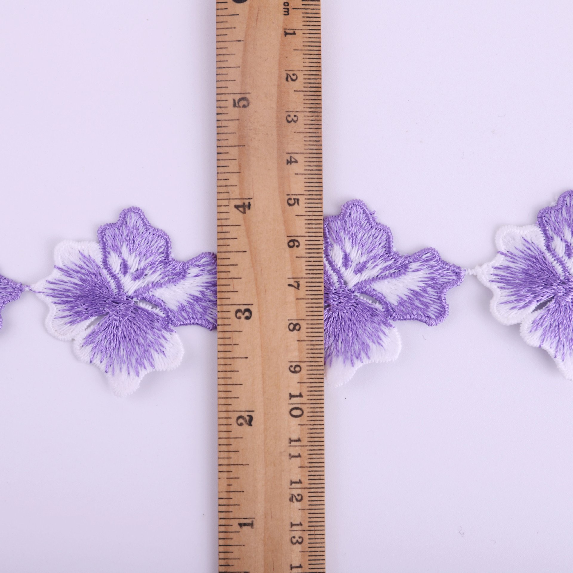 New design embroidery flower trimming, headdress ribbon, white and black polyester water-soluble lace trim