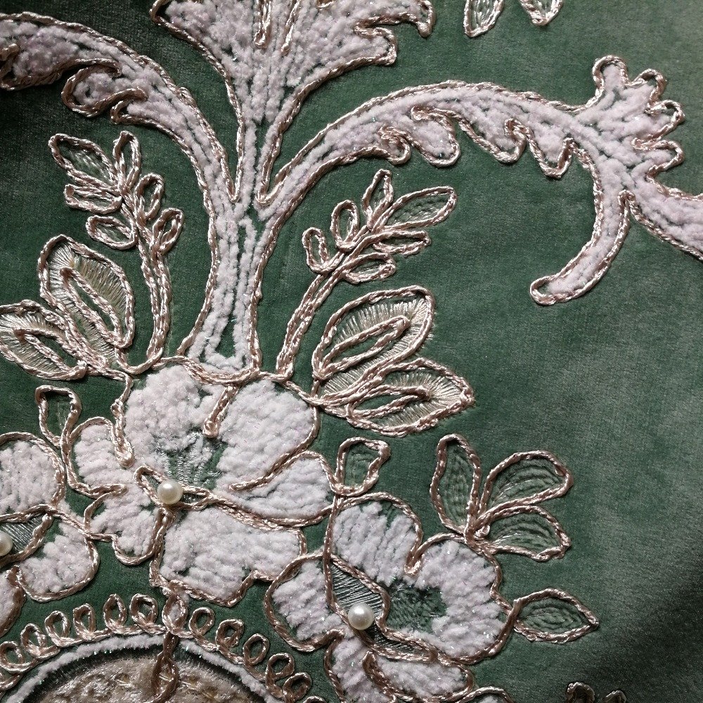 Polyester Embroidery Velvet Fabric for Sofa Velour Fabric 100% Polyester Woven Middle East OEKO-TEX STANDARD 100 Shaoxing 57/58"
