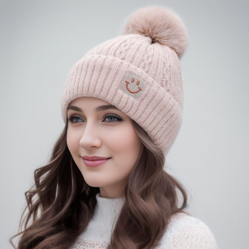 High Quality Top Tier Bulk Vendors Custom Logo Trendy Youth Unique Winter Knitted Plain Beanies Blank Bobble Hat With Patch