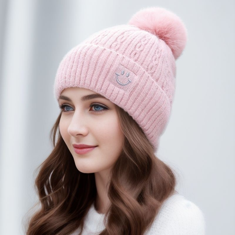 High Quality Top Tier Bulk Vendors Custom Logo Trendy Youth Unique Winter Knitted Plain Beanies Blank Bobble Hat With Patch