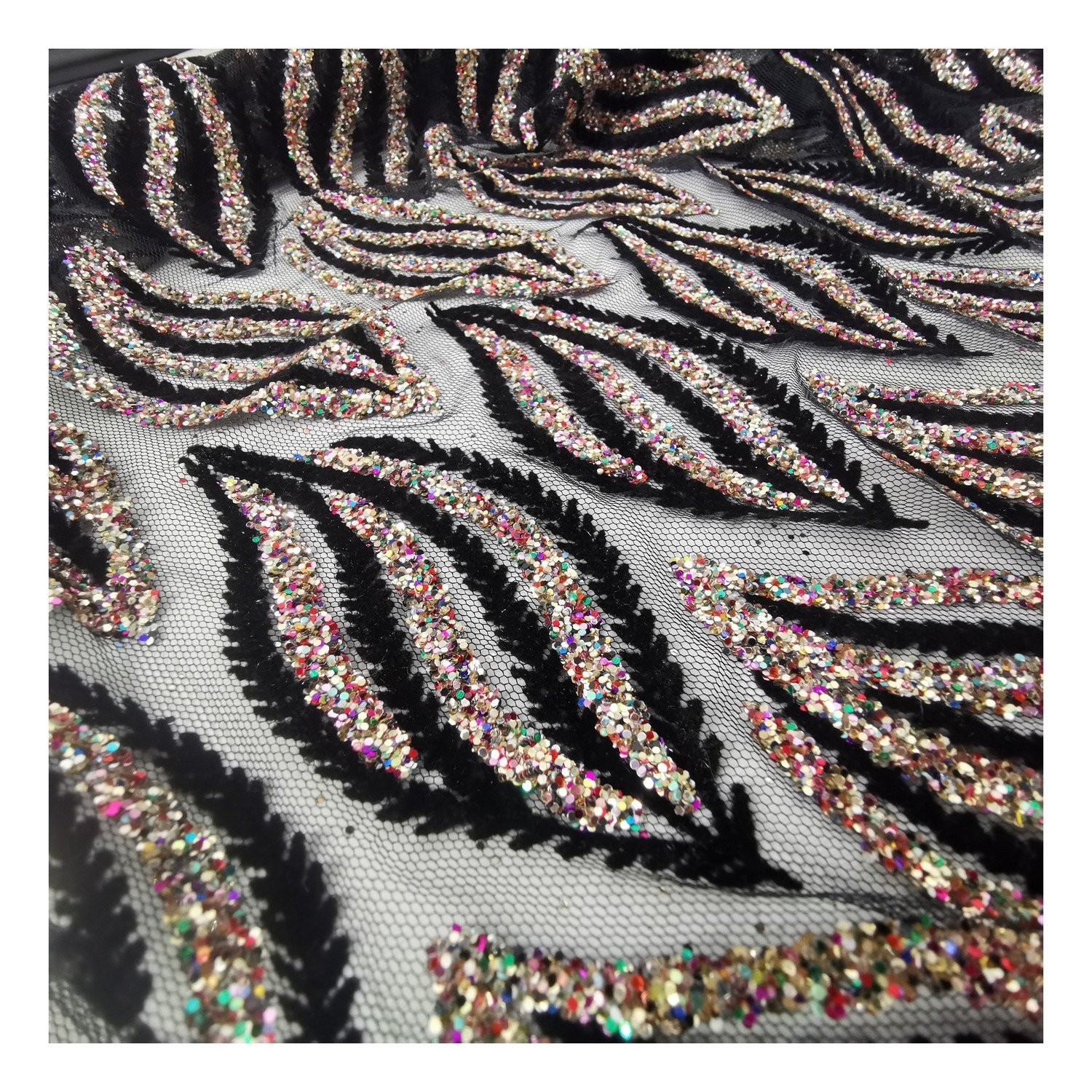 100%Polyester embroidery mesh fabric Sugar Metallic and trance flocking fabric for dress and clothes fashion show fabric