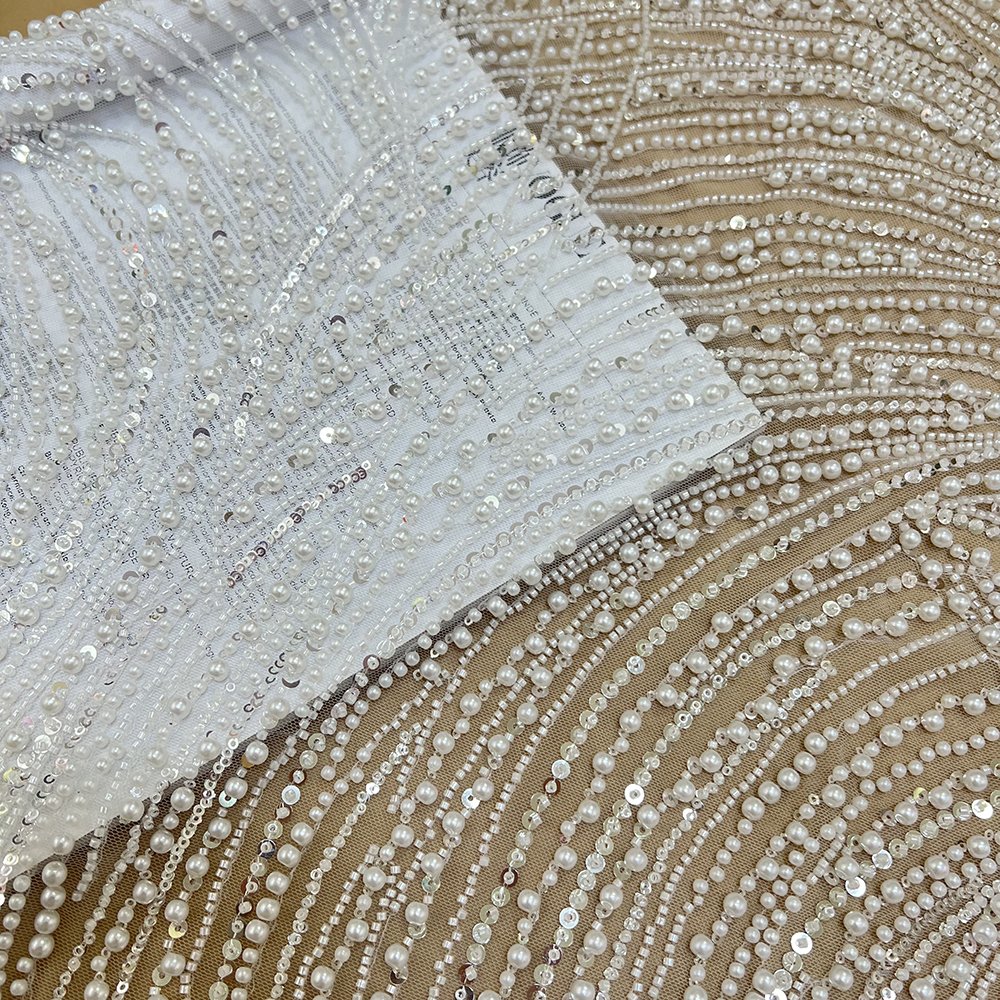 french embroidery Wedding Dress Bridal Crystal Sequins Fabric African women 3D Heavy Beaded Lace Tulle Bridal White Lace Fabric