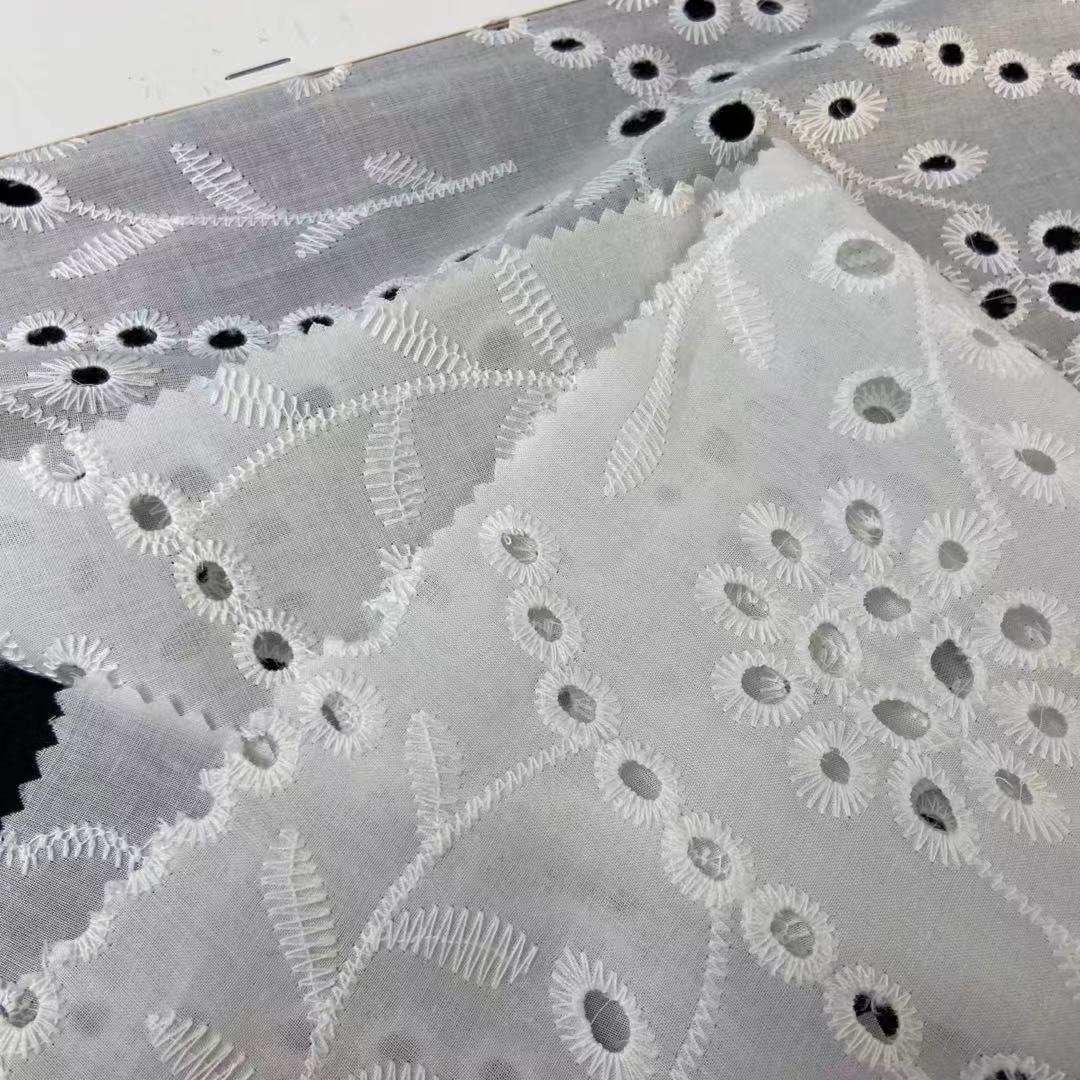 Hot Selling White Flower cotton eyelet embroidery dress fabric Trim Soft Wide Cotton Lace Embroidery