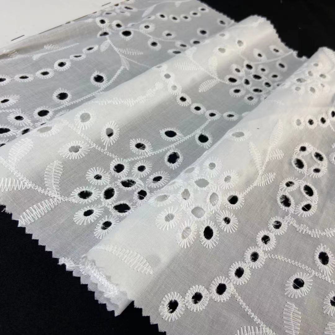 Hot Selling White Flower cotton eyelet embroidery dress fabric Trim Soft Wide Cotton Lace Embroidery