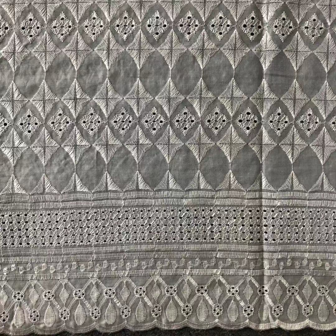 Cheaper Price T/Cotton French Eyelet Embroidery Lace Fabric