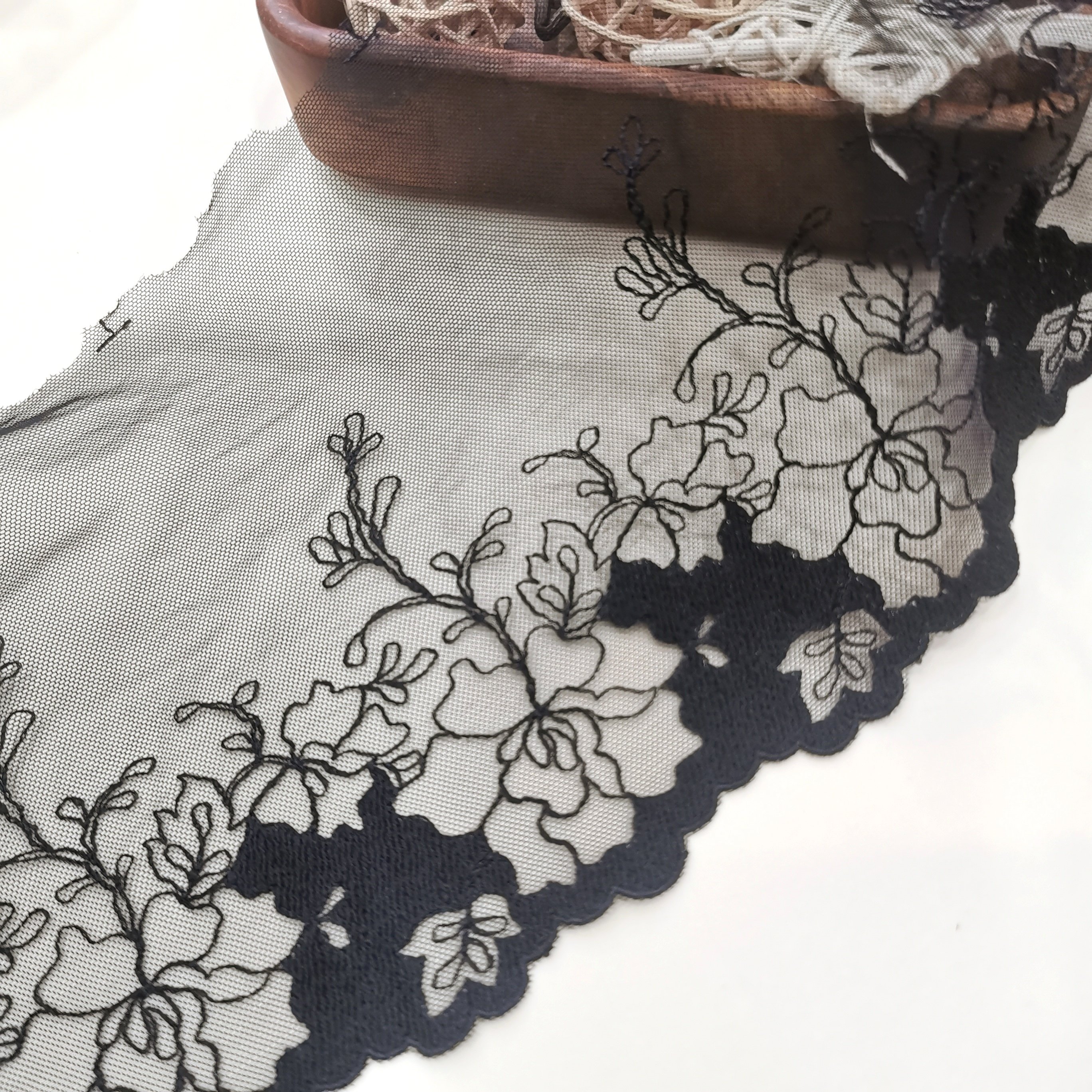 Guipure luxury rose mesh lace used for women's underwear bra long lace evening gown ladies long dress accessories