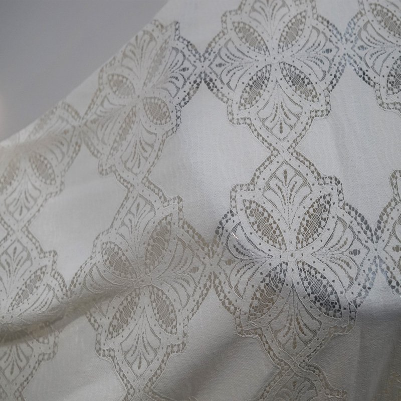 Guipure beige geometrical nylon and cotton swiss lace fabric for lady garment