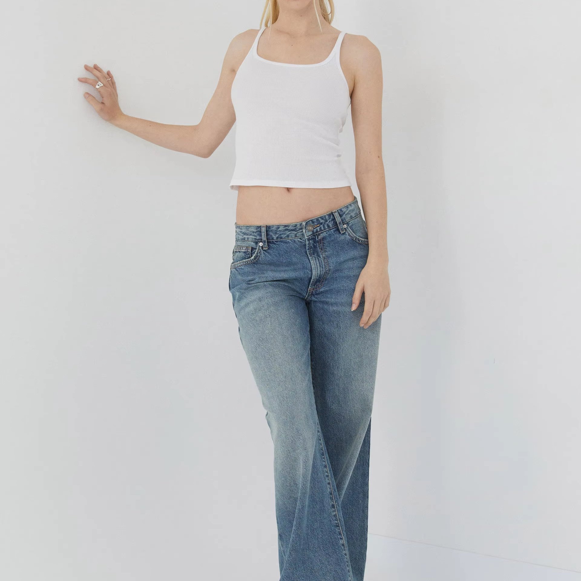 Runwaylove R443 New Design Sling U-neck Tank Crop Top