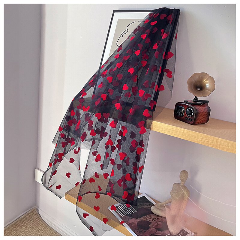 Romantic Red Heart Embroidery Black Tulle Fabric Polyester Tulle Dress Fabric