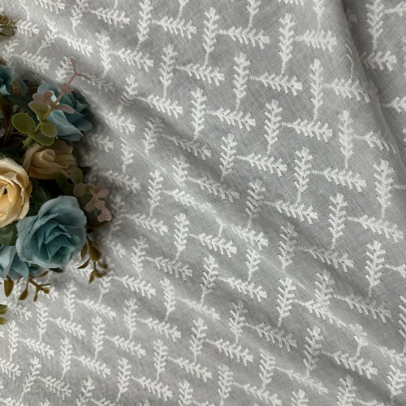 Wholesale Manufacturer Floral Embroidery Fabric Cotton Voile Fabric Embroidery Fabric for Boutique Clothing