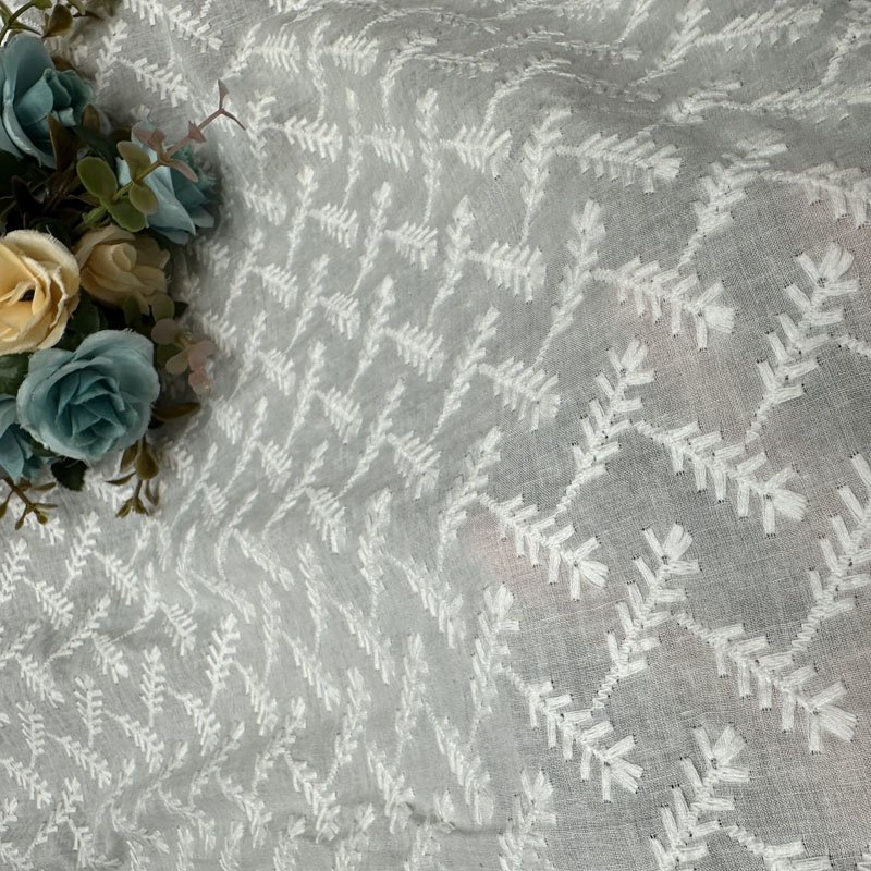 Wholesale Manufacturer Floral Embroidery Fabric Cotton Voile Fabric Embroidery Fabric for Boutique Clothing