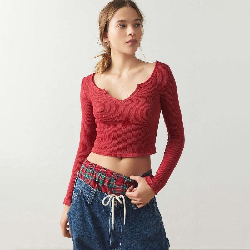 Custom Women's T-Shirt with V-Neck Slim Fit Long Sleeved Knitted Ribbed Mesh Y2K Crop Tops with Casual Style