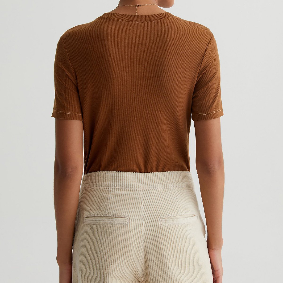 OEM/ODM Custom Classic Caramel Brown Women's Slim Fit Crew Neck T-Shirt - Eco-Friendly 2x1 Lyocell Rib, Soft & Luxurious