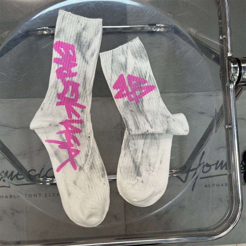 Wholesale Fashion Trending Graffiti Ribbed Socks Women High Quality Streetwear Cotton Crew Socks
