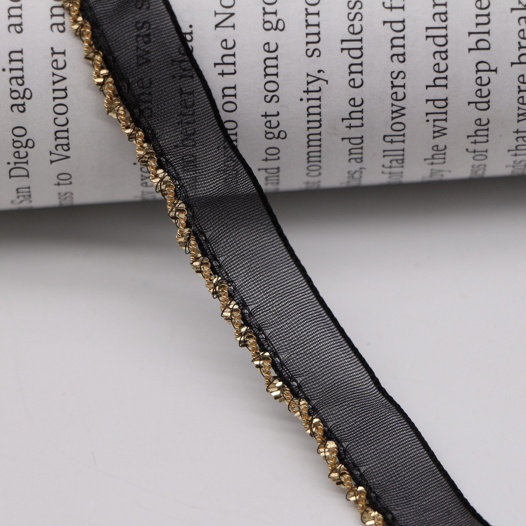 Wholesale 12mm gold chain black lace webbing with twist chain trims beaded for headdress bags DIY clothing accessories