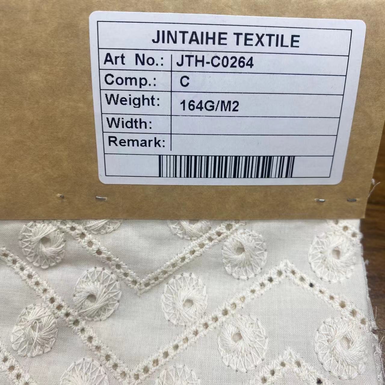 100%Cotton embroidery fabric,embroidery custom fabric printing cotton,Can be made clothing fabrics,Multi-color custom,wholesale