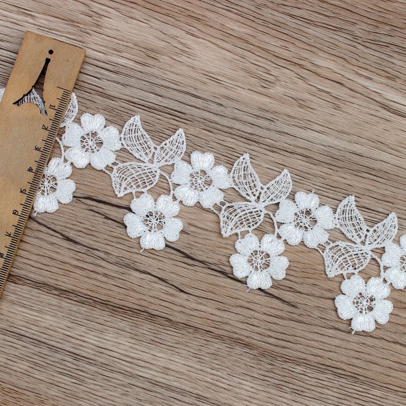 Zeal Hot Sale Exquisite French Style 4cm Width Polyester Lace Trims Embroidery Fabric Wholesale Business Clothes Collars Tapes