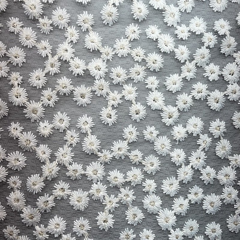 Beautiful Design Metallic Lace Embroidery Fabric for Garment and Home Textile