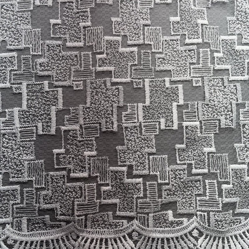 Beautiful Design Metallic Lace Embroidery Fabric for Garment and Home Textile