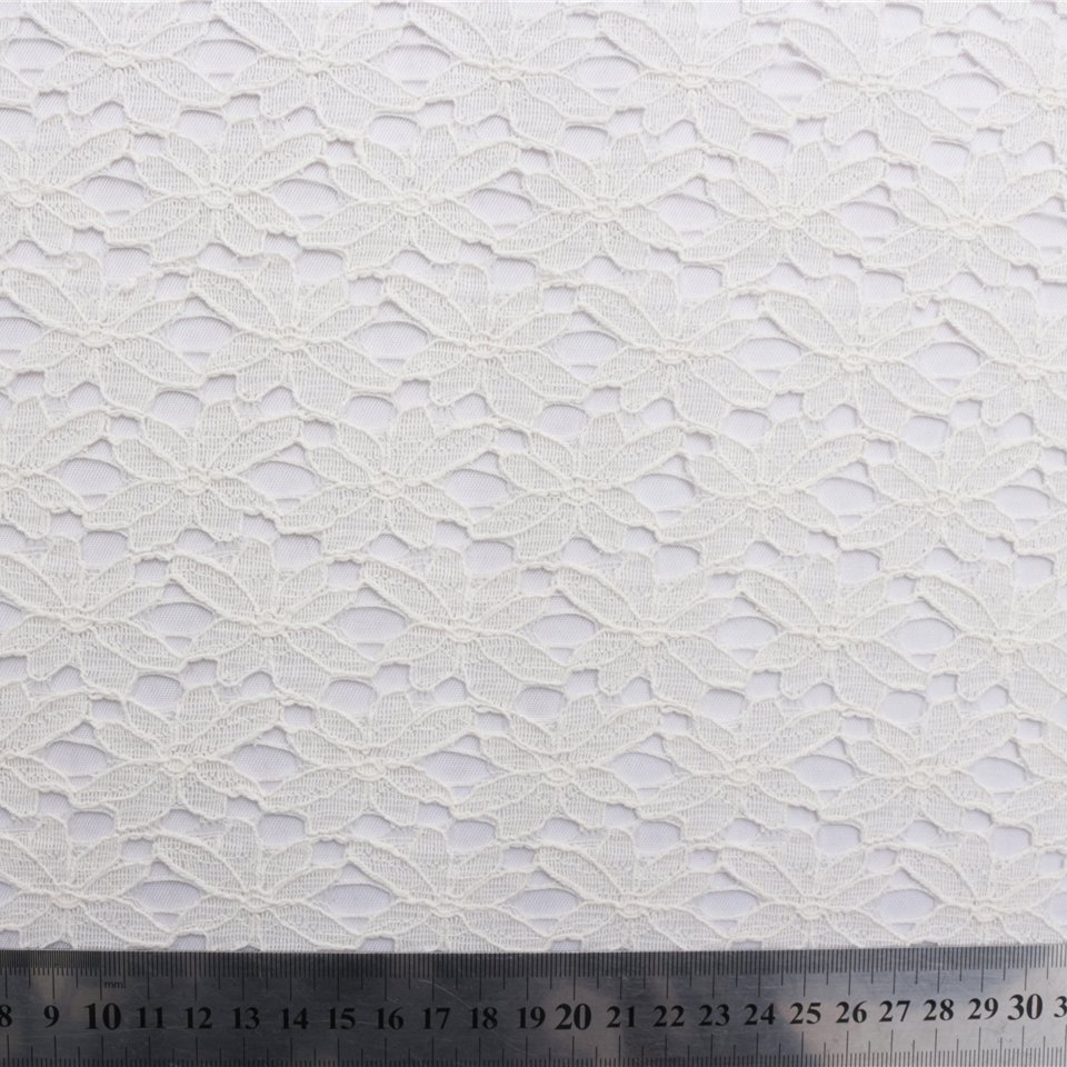 New High Quality Embroidered Nylon White Flower Tulle Lace Fabric For Wedding Gown