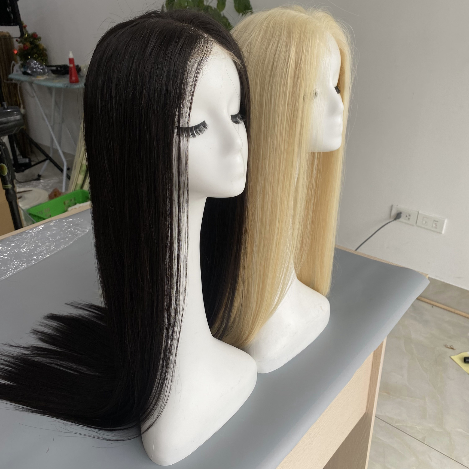 Wholesale Price 100% Raw Vietnamese Hair Virgin Bone Straight Swiss HD Lace Front Wigs For Black Women