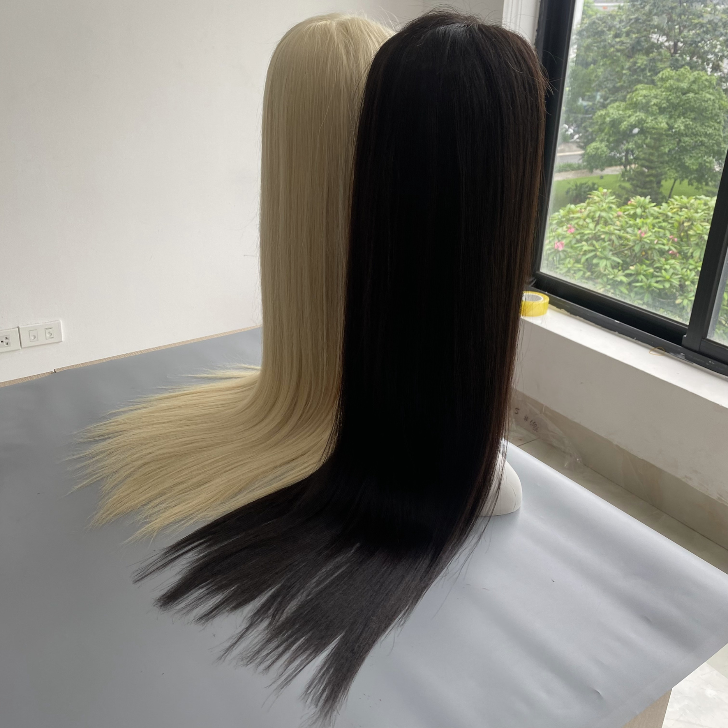Wholesale Price 100% Raw Vietnamese Hair Virgin Bone Straight Swiss HD Lace Front Wigs For Black Women