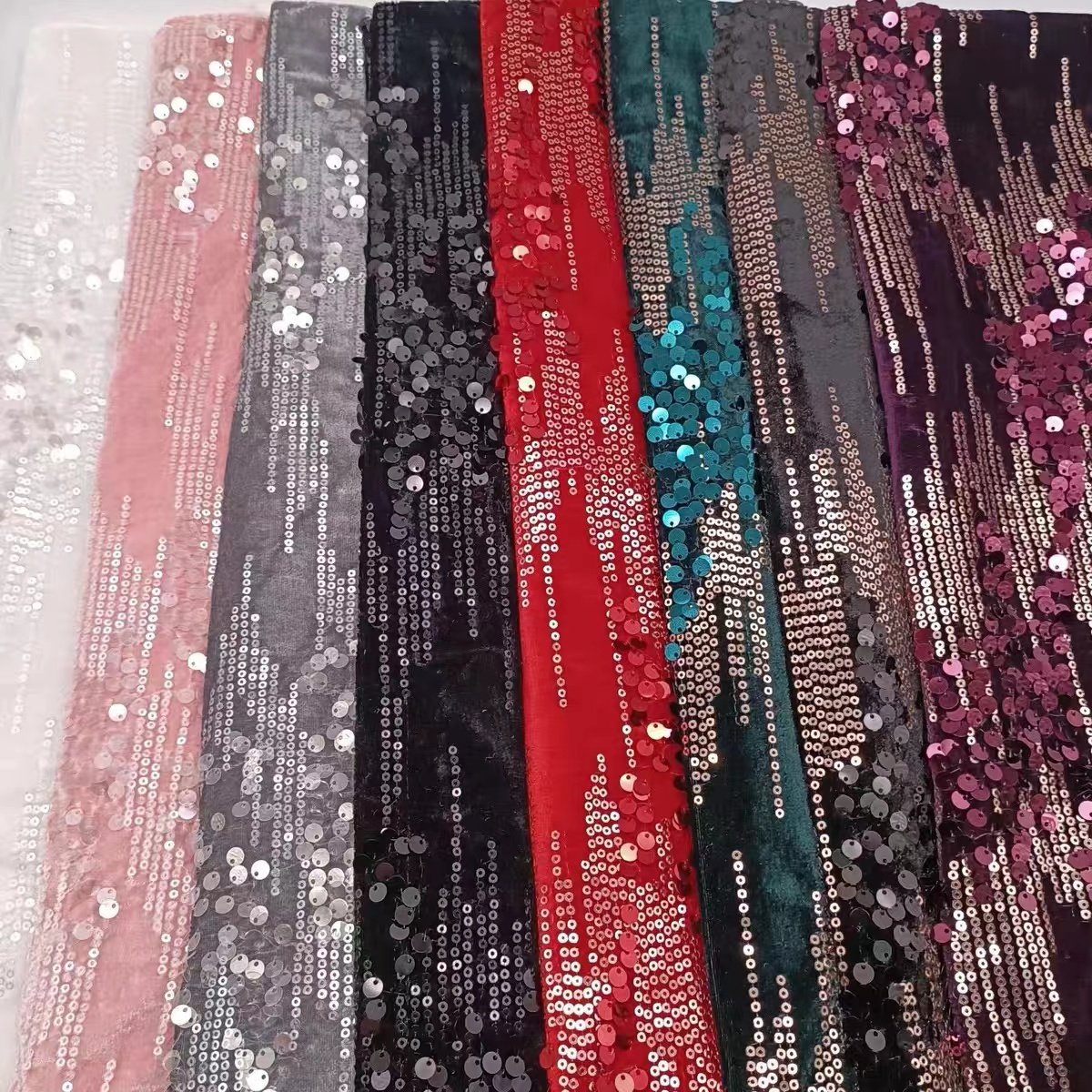 Popular wholesale wedding velvet fabric with sequins, sewing sequin embroidery fabric