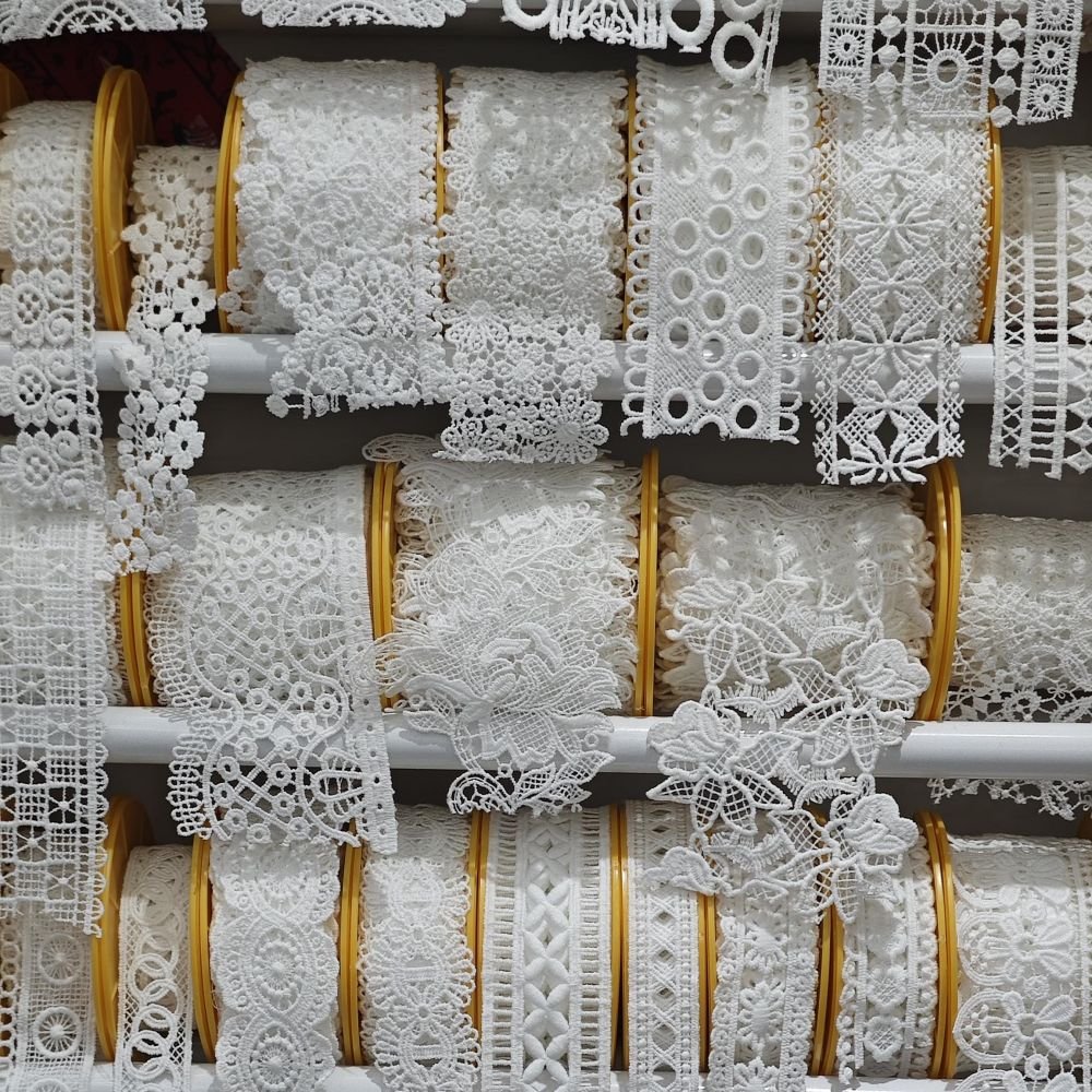 Custom Style Color border lace Embroidery White Polyester white Lace Trim For Garment Accessories Decoration