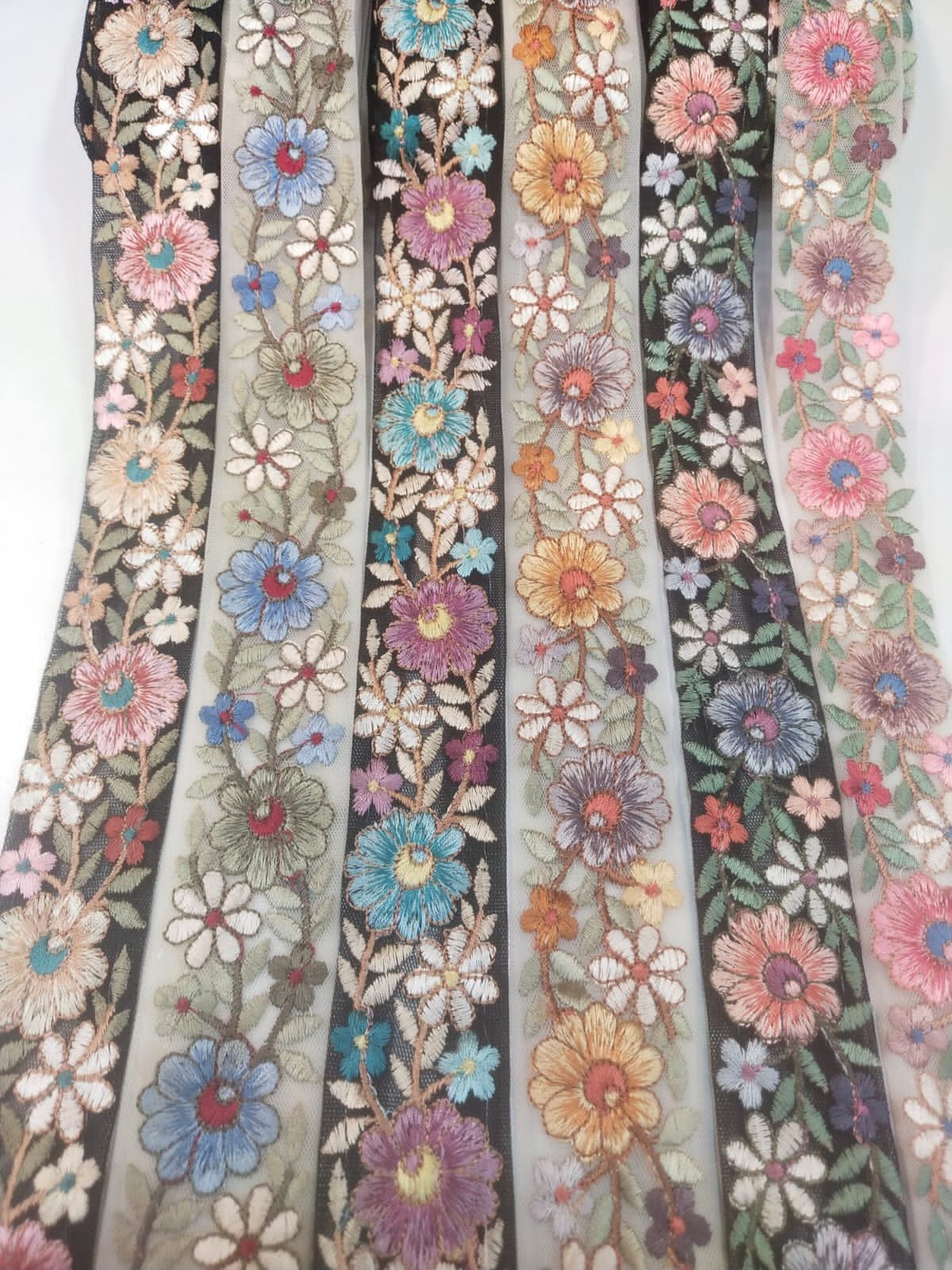 Hot selling cotton embroidery lace fabric clothing accessories lace trim embroidery lace fabric