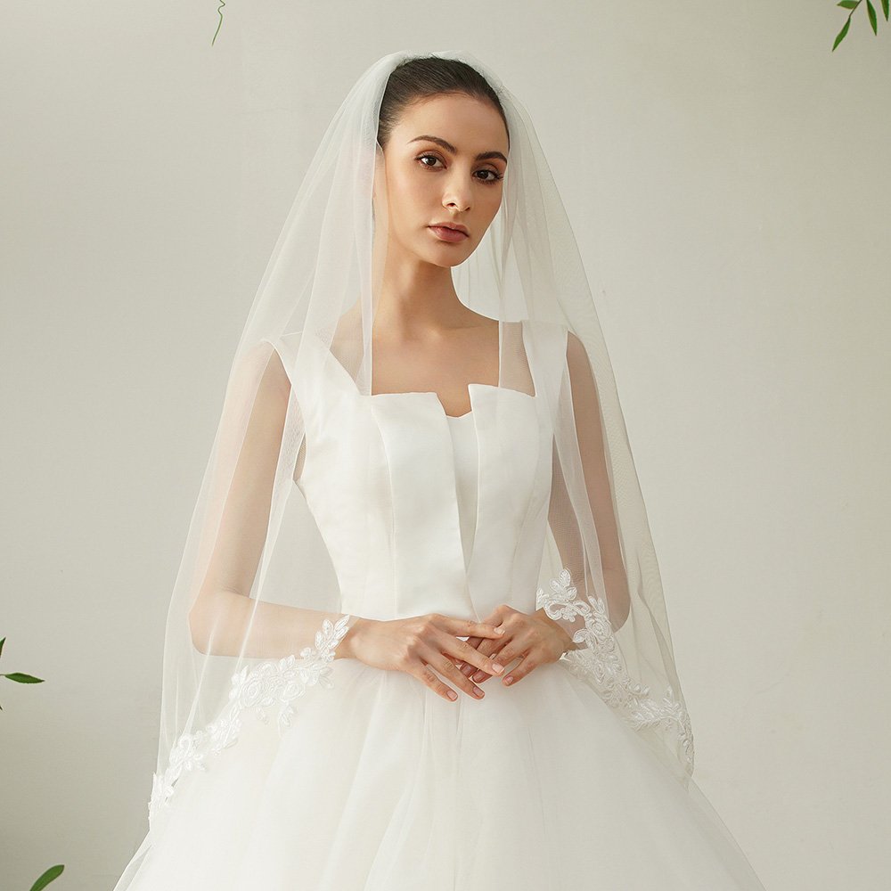 RESV30 White/Ivory Bridal Veil with Comb Lace Applique Edge Fingertip Length 36 inch wedding veil