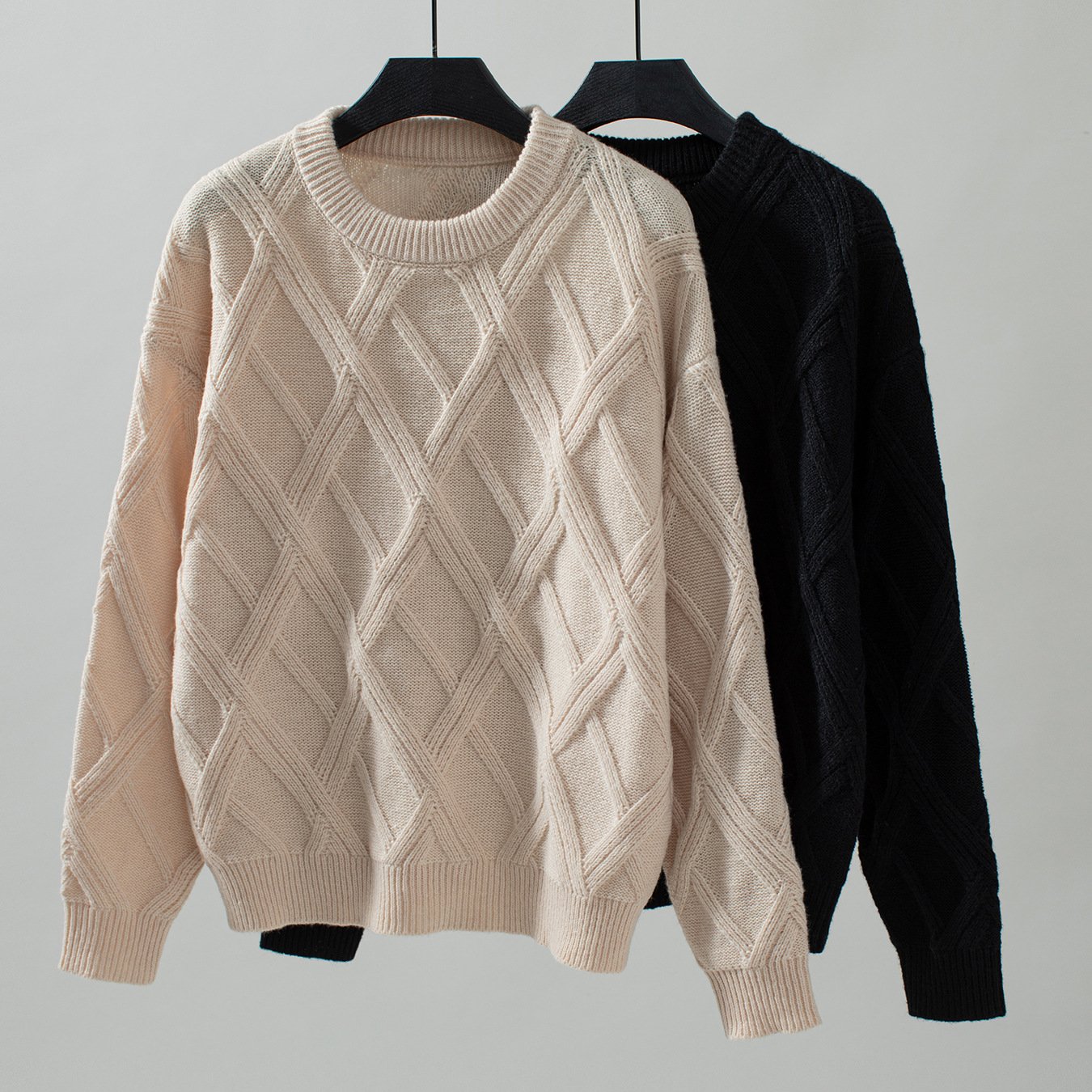 Wholesale winter solid casual sweater crewneck dropshoulder long sleeve jumper loose ribbed diamond knit women pullover sweaters