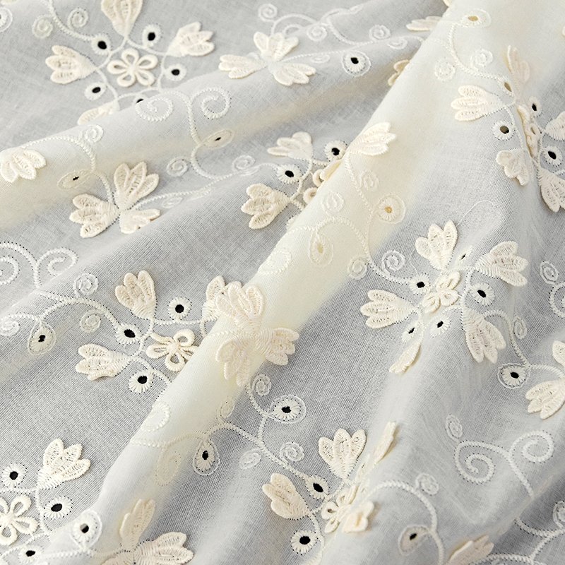 China textile cloth white embroidered eyelet cotton embroidery fabric for women dress