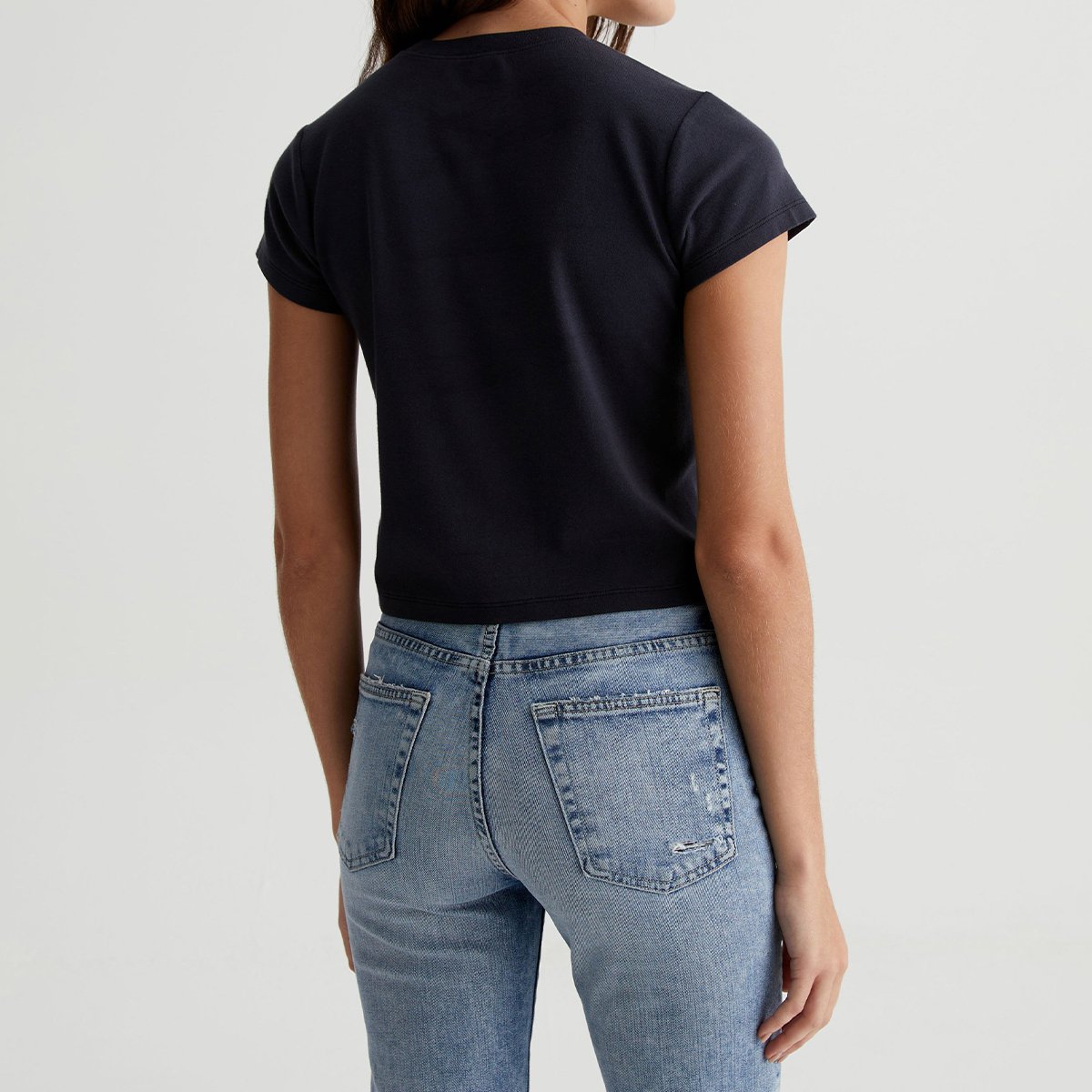 OEM/ODM Women's Cropped Crewneck Tee - 90s Vintage Style, Cotton-Blend Baby Rib Knit, Classic Black, Short Sleeve Top