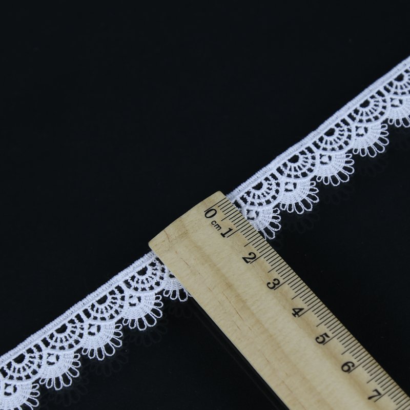 Chinese Supplier Professional Custom Water-Soluble Chemical Decorative Fabric Eyelet Embroidery Polyester Lace