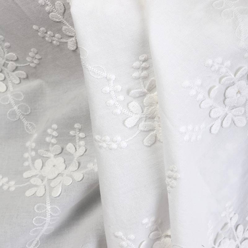 Lurex Customized Japanese Designer Cotton Embroidered Floral Heavy 3d Cotton White embroidery Fabric for Dress By the Yard
