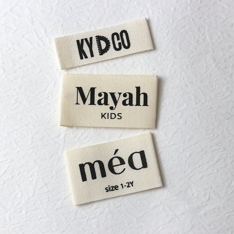 Custom Garment Rubber Embossed Logo on Woven Label Iron On 3D Silicone Printing Rubber Labels For Clothing