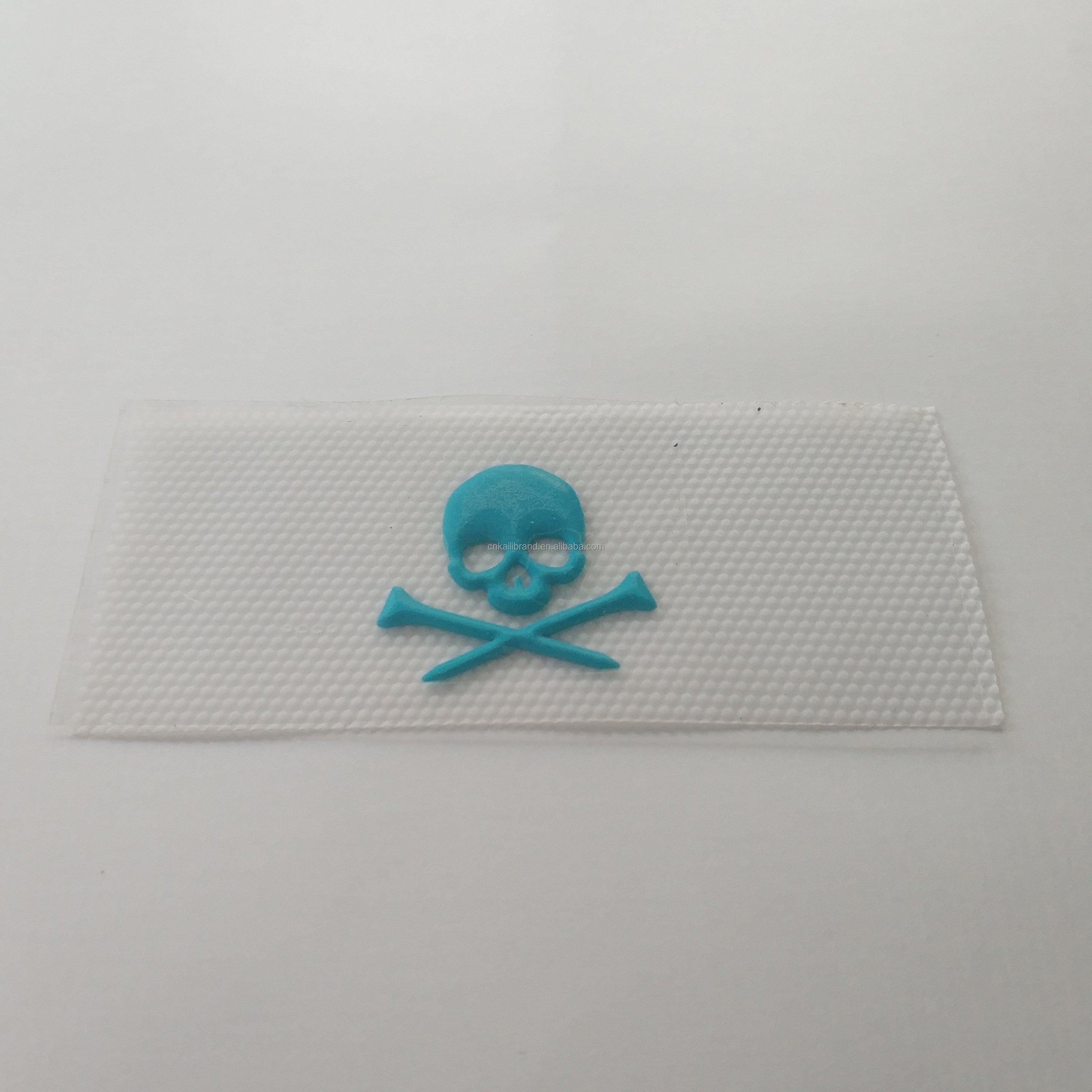 Customized Heat Transfer Conductive Silicone TPU 3D Label for Clothing