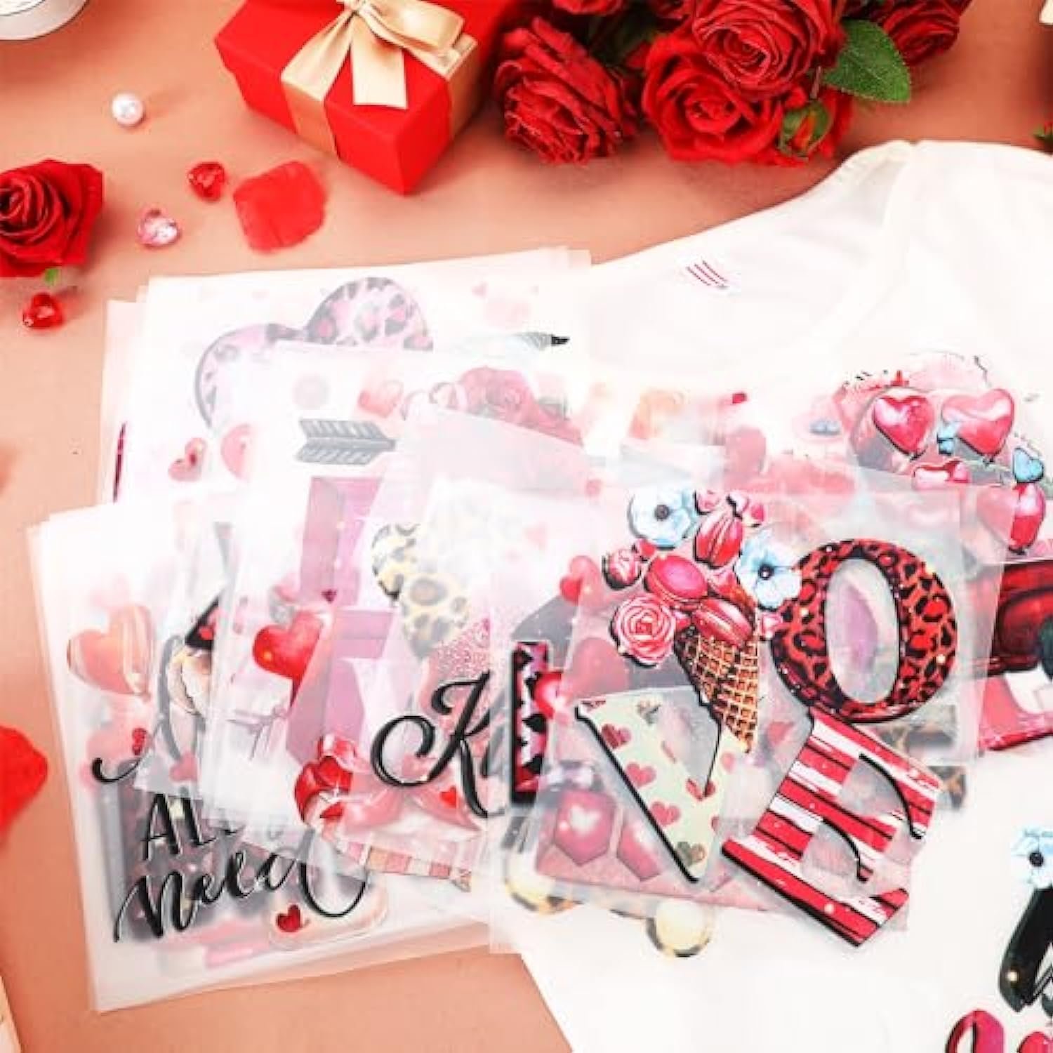 Valentine's Day Iron on Transfers for T Shirts Patches Appliques Heat Transfer Vinyl Stickers Iron on Decals for Clothing