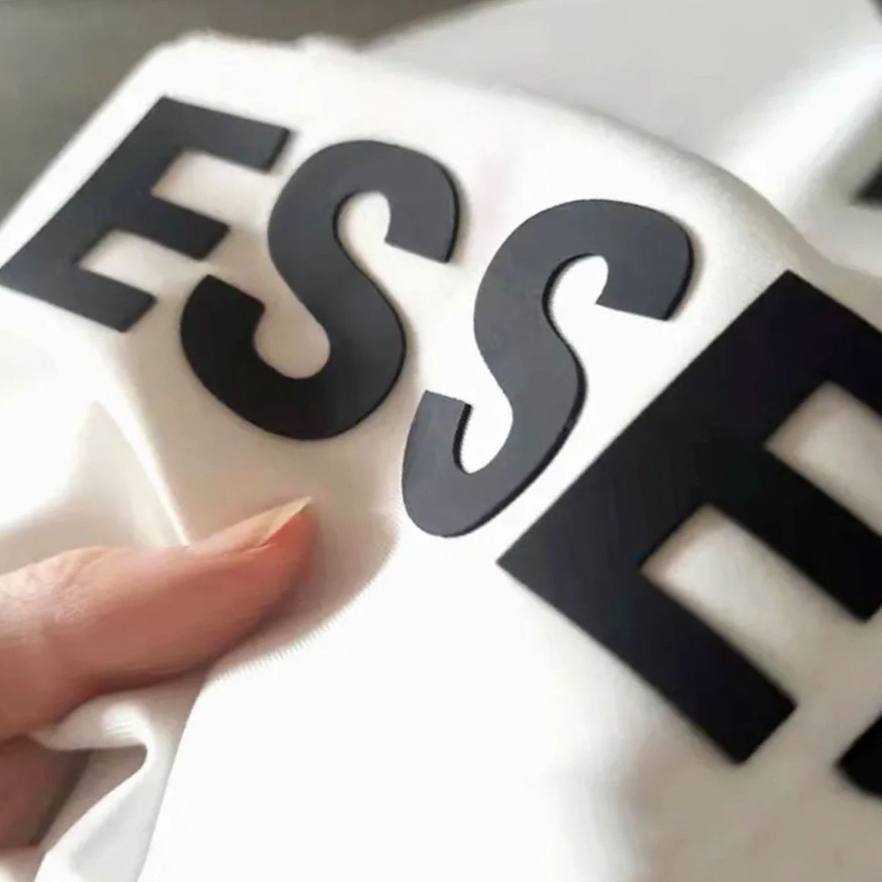 Factory Custom Silk Screen Printing Rubber Brand Logo Sticker 3d Raised Effect Soft Silicone Heat Transfer Labels for Clothing