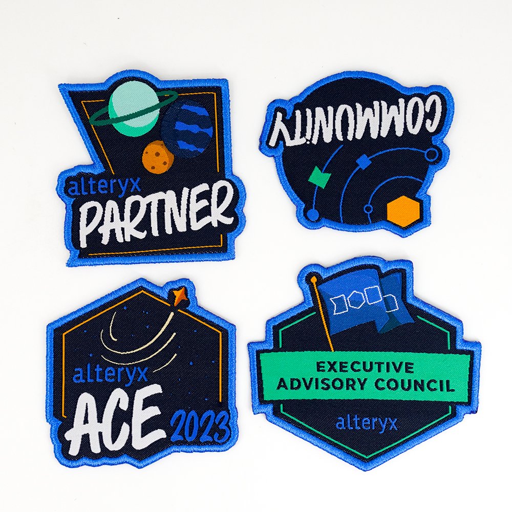 Premium Heat transfer badge Embroidery cloth Label Ironing Custom embroidered patch adhesive paste