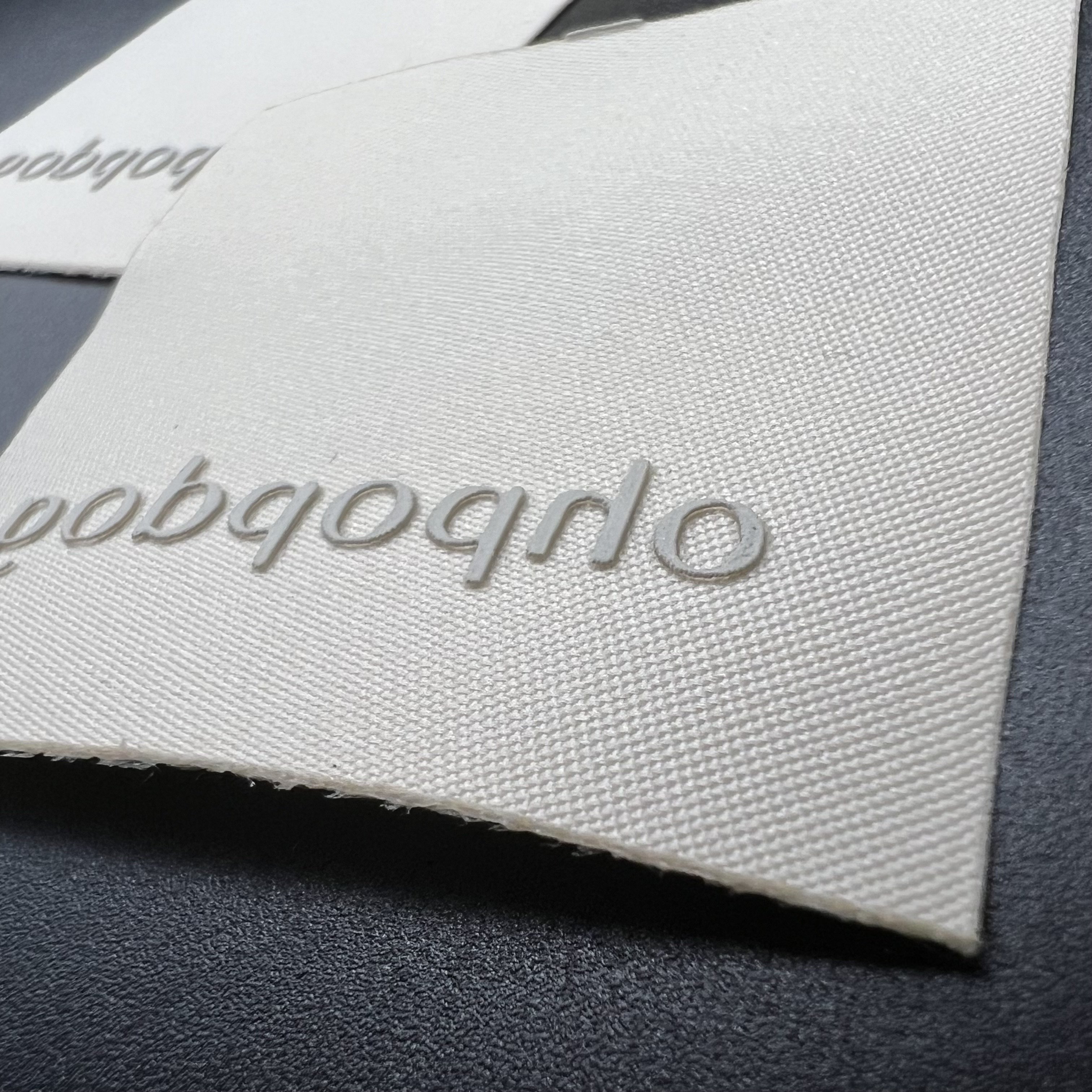 Custom 3D Raised Effect Silicone Rubber Neck Woven Label Wash Labels Suitable for Clothing Pants Bags For Their Own Brand Logo
