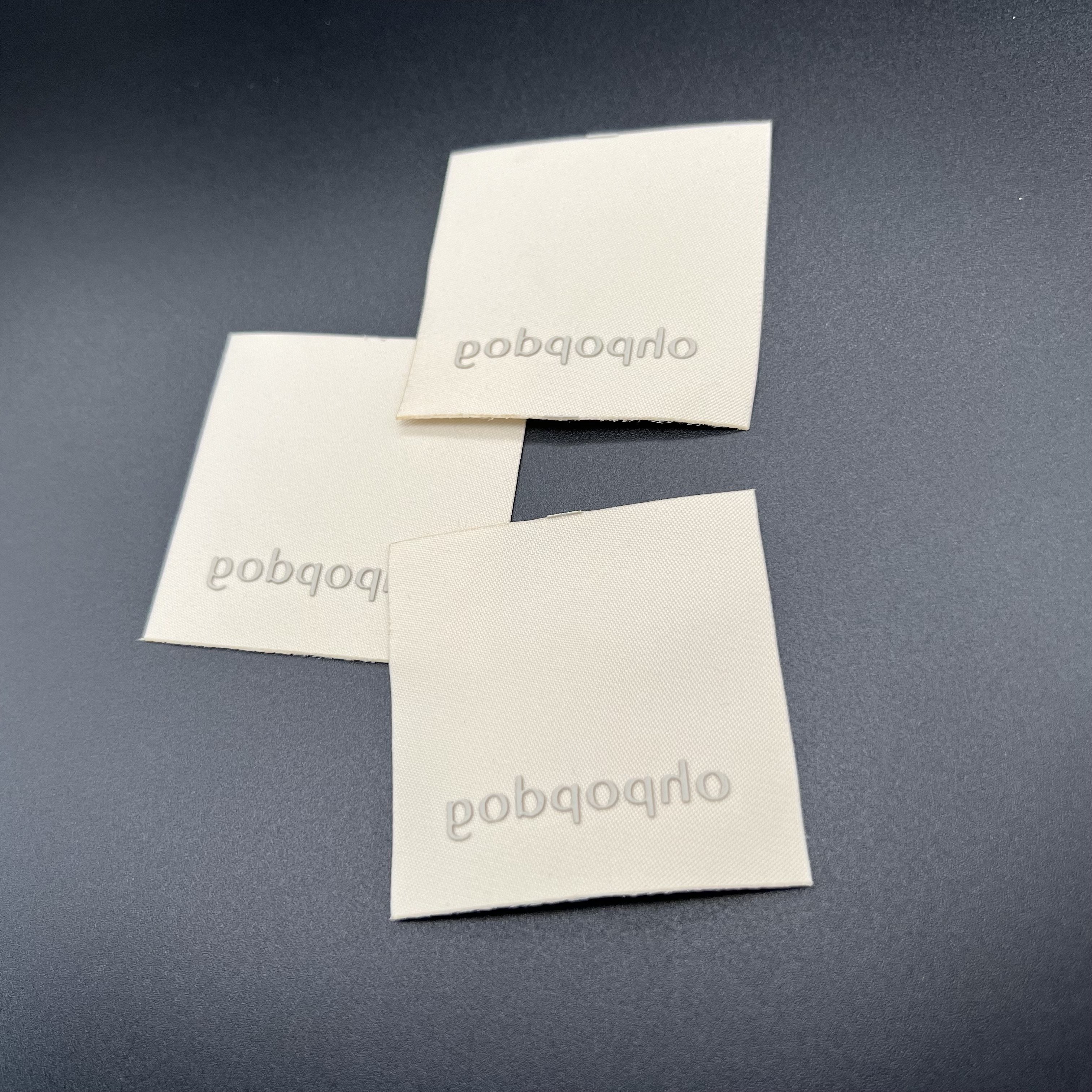 Custom 3D Raised Effect Silicone Rubber Neck Woven Label Wash Labels Suitable for Clothing Pants Bags For Their Own Brand Logo