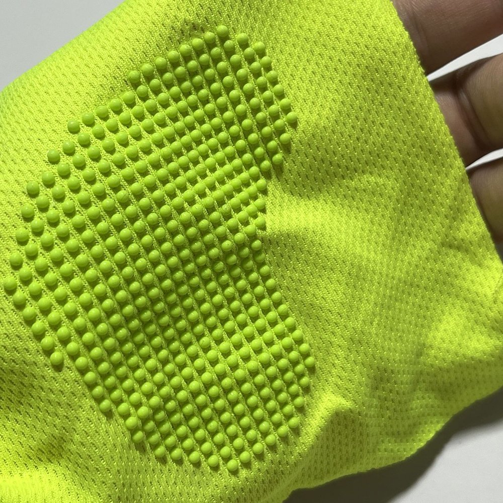 Custom Rubber 3D Raised Effect Brand Name Embossing Logo Iron On Clothing Label Silicone Heat Transfer Printing