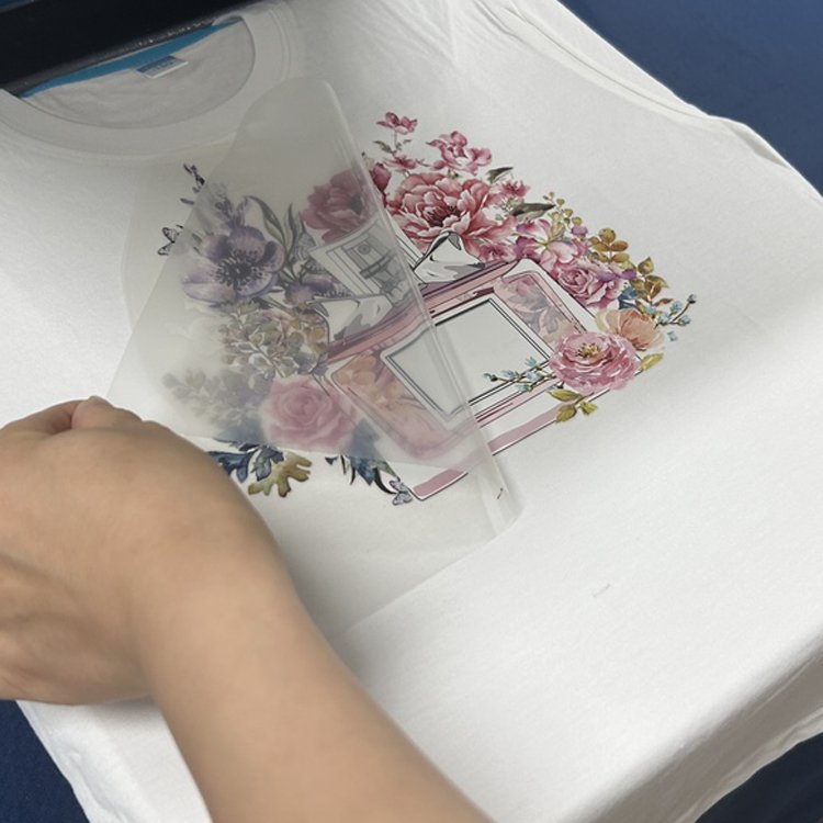 DTF Ready To Press Wholesale Custom Design Heat Press Stickers Transfer Heat Transfer Printing Stickers On T Shirt Fabric