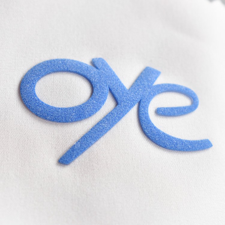 Heat transfer badge foaming label velvet fashion brand custom patch rubber foam 3d silicone heat transfer labels