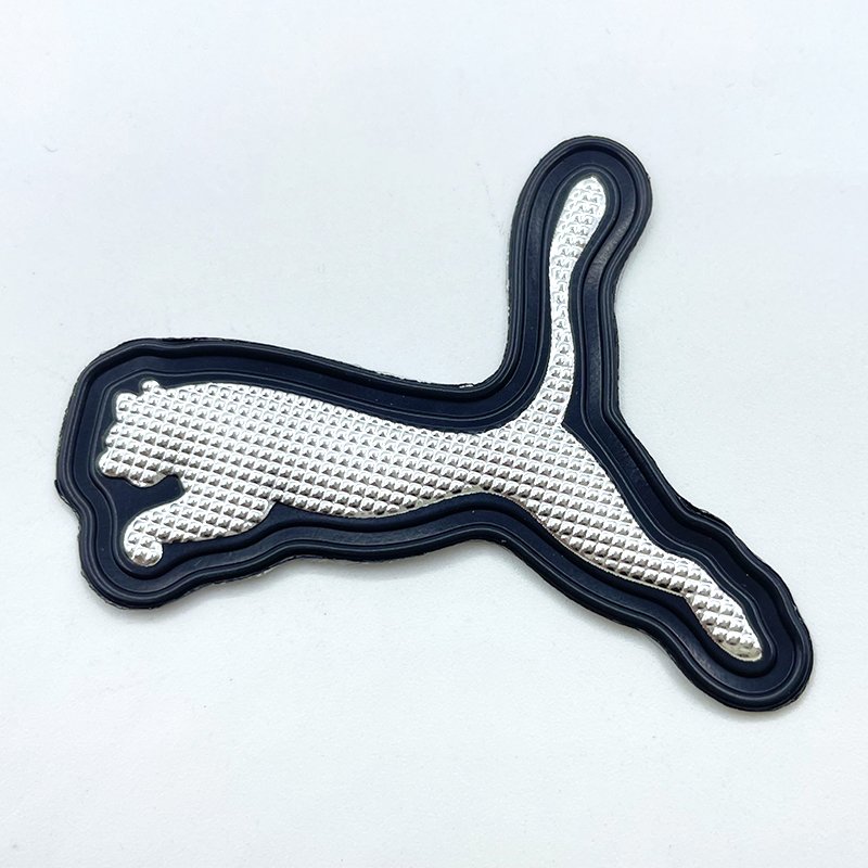 Factory Custom Clothing Tags Printing 3d Logo Raised Label Silicone Heat Transfer Glossy Silver Gold TPU Patches For T-shirt