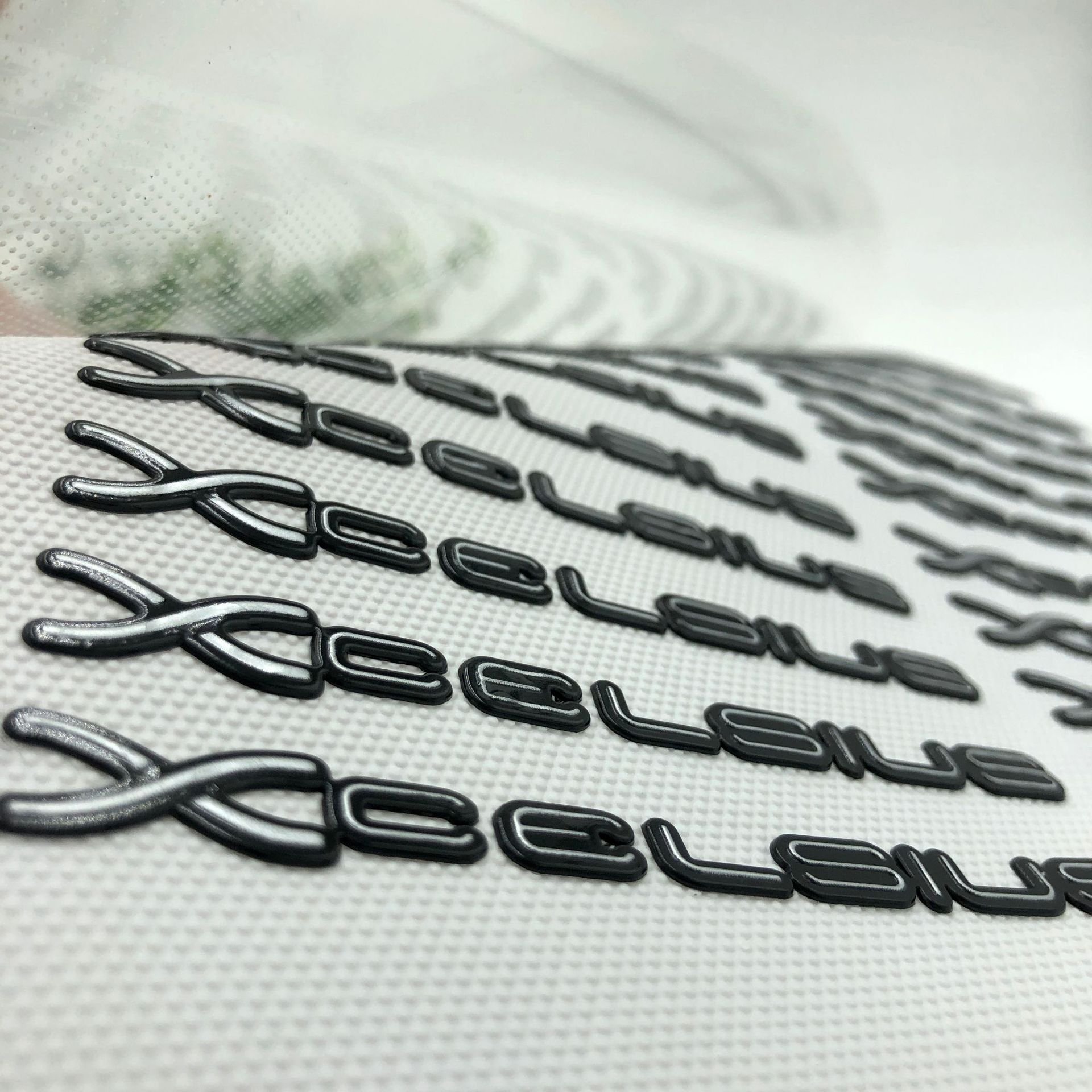 Customized 3D Logo Heat Transfer Silicone rubber Label Printing logo Garment Iron On Sticker Pvc Design Garment For T-Shirt Hat