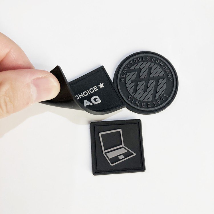 heat transfer printed 3D Soft Hat pvc patch For Clothing rubber patch clothing labels custom cloths label rubber logo patches