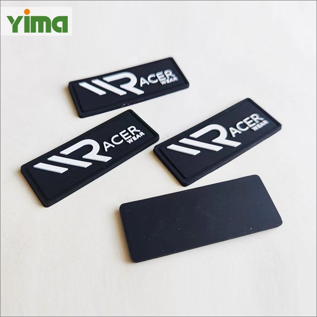 China custom LOGO printing 3D silicone PVC TPU heat transfer label patch hat t shirt heat press iron on clothing label